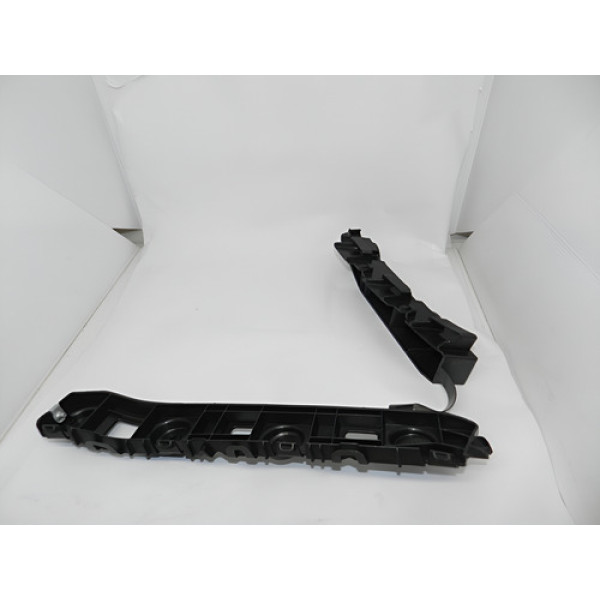 Guia Para-choque Traseiro Direito Onix 2013 2014 2015 2019