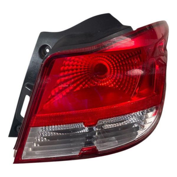 Lanterna Traseira Direita Chevrolet Ônix 2013 2014 2015 2019 Direito/passageiro Vermelho