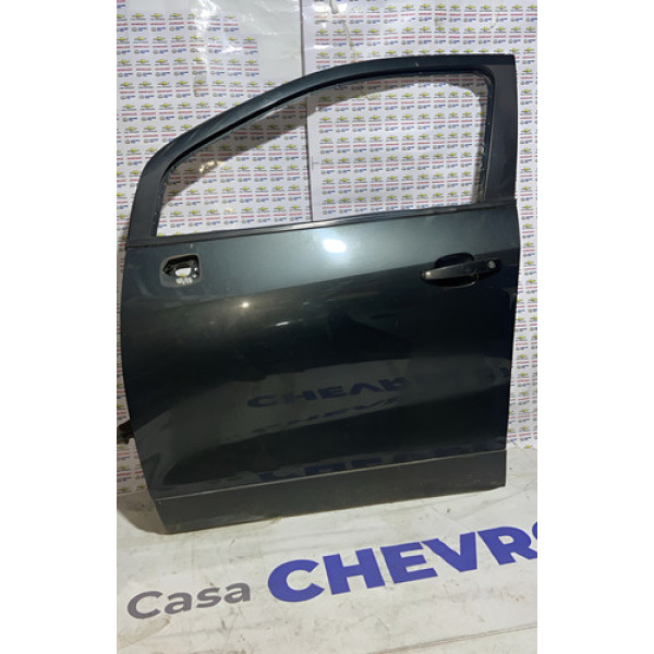 Porta Dianteira Esquerda Tracker 2020 2021 2022 2023 Prata Esquerda Dianteira